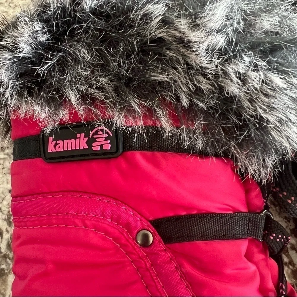 Kamik Youth Sz 4 Snow Boots Pink And Black With Faux Fur Edge Fleece Line
